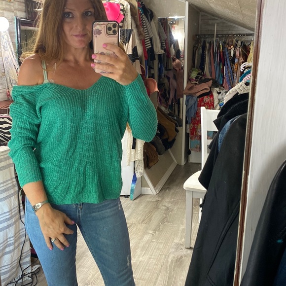 Tie back twist knit top - Picture 2 of 4